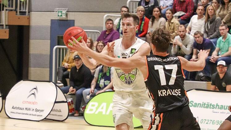 Lehrer in Vollzeit und nebenbei einer der besten Spieler der ProB: Tim Schwartz von den Baskets Speyer