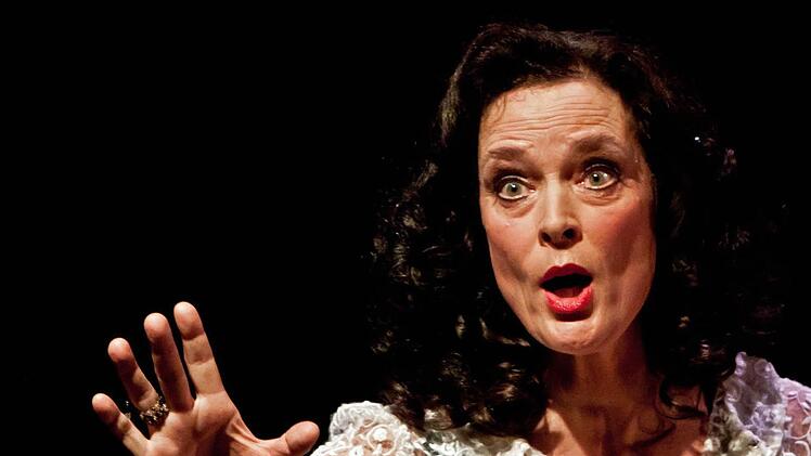 Gabriela Künzler singt die Czipra im "Zigeunerbaron". Foto: Jochen Berger