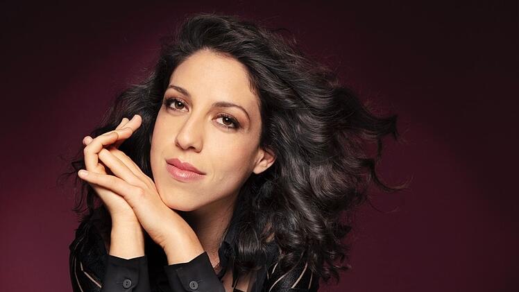 Beim Luzern Festival 2025 brillierte die Pianistin Beatrice Rana mit Rachmaninows virtuosen Variationen der Paganini-Rhapsodie.