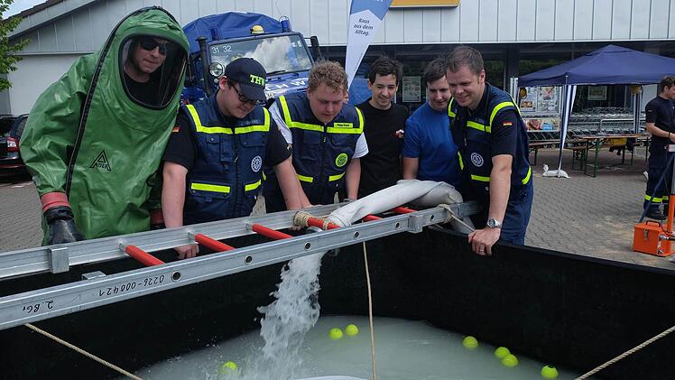 Blaulichttag in Hammelburg  Foto: Gerd Schaar
