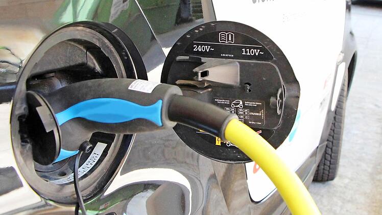 In Heiligenstadt können Besitzer von Elektroautos bald auftanken.  Foto: Bayernwerk