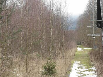 Dieses Bild vom Bahnhof Wildflecken hat Wolfgang Illek an die Redaktion geschickt. "Unter einem freien Bahnhof stelle ich mir etwas anderes vor", sagte er. Das Foto entstand am 9. Dezember. Fotos: privat