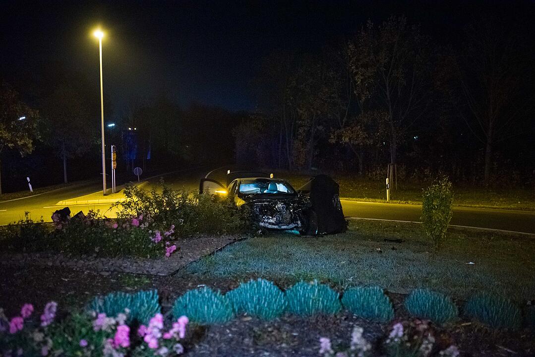 Verfolgungsjagd in Unterfranken: Vier Verletzte und drei Totalschäden