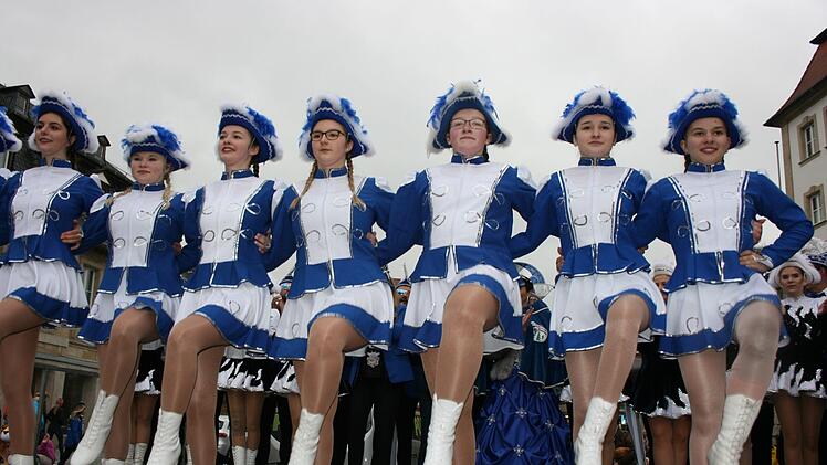 Die Garde des TVEMaria L&ouml;ffler