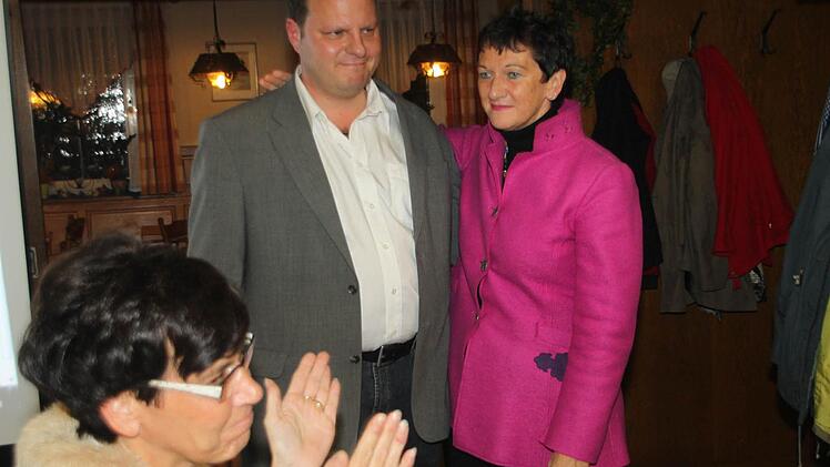 Beifall für den SPD-Kandidaten, ...