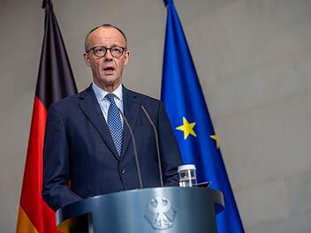 Kanzler Merz empf&auml;ngt niederl&auml;ndischen Ministerpr&auml;sidenten Jetten