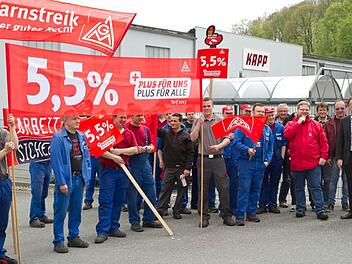 Auch bei Kapp folgten einige Gewerkschafter der Aufforderung zum Warnstreik. Foto: Florian Hecky