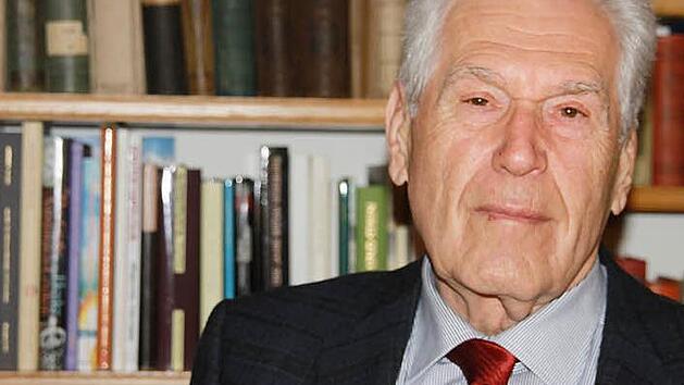 Michael Glos, Bundeswirtschaftsminister a.D.: "Letztendlich ist es im politischen Leben so wie im richtigen Leben. Man muss versuchen, einen persönlichen Bezug zu finden." Foto: Ralf Dieter