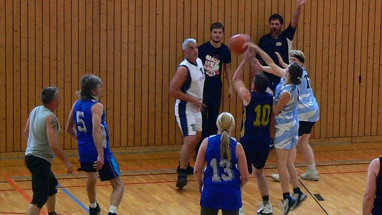 Zum 50-jährigen Bestehen lud der ATSV Nordhalben zum sportlichen Wettstreit ein.