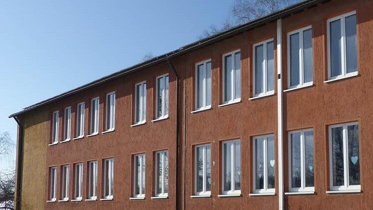 Die ehemalige Schule Kupferberg soll energetisch saniert und zum Kultur- und Vereinszentrum umgebaut werden. Foto: Archiv/ Klaus-Peter Wulf