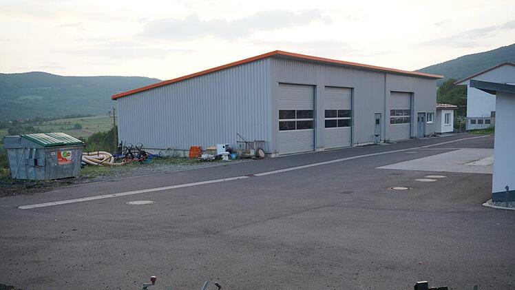 Der gemeindliche Bauhof in Sandberg soll um eine Gerätehalle erweitert werden.  Marion Eckert