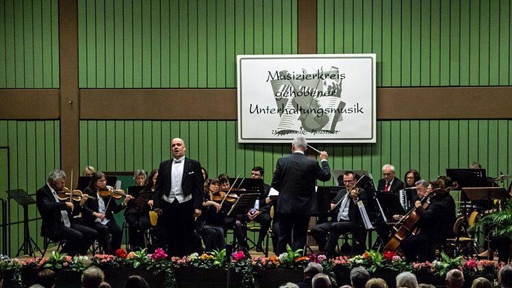 Impressionen vom Neujahrskonzert des Musizierkreises NeustadtFoto: Jochen Berger