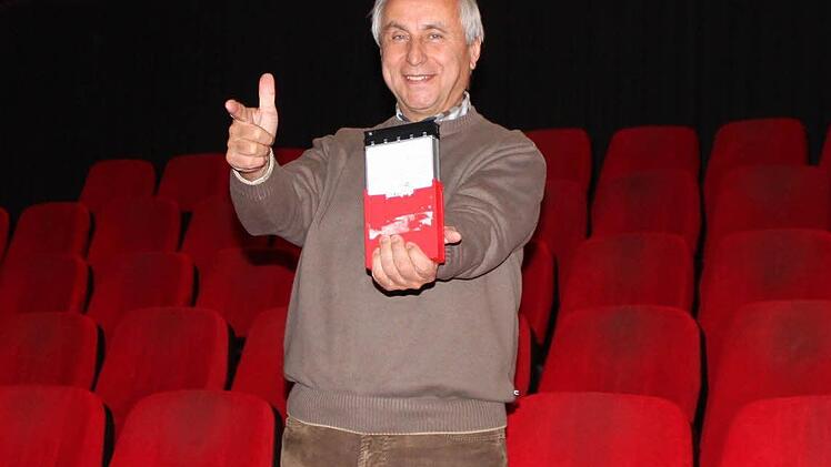 Peter Hofmann im Kinosaal 1, wo am Mittwoch die Bond-Vorpremiere statt findet. Foto: Sabine Herteux