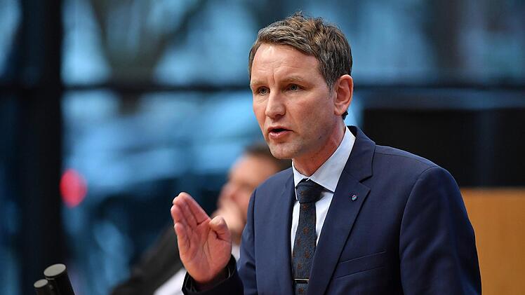 Björn Höcke, Fraktionsvorsitzender der AfD, spricht am 25.01.2018 im Thüringer Landtag in Erfurt (Thüringen). Foto: Martin Schutt/dpa