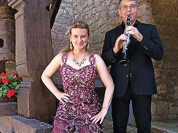 Das Duo „Sing Your Soul“ – Meike Salzmann und Ulrich Lehna – kommt nach Bad Brückenau und zwar am Donnerstag, 20. Juli, in die evangelische Christuskirche im Staatsbad.
