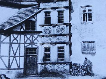 Im Deutschordensschloss war bis vor 90 Jahren das Finanzamt untergebracht. Ein Anbau führte in die Amtsschreiberwohnung.Archiv Christian Neugebauer/Repro Heike Beudert