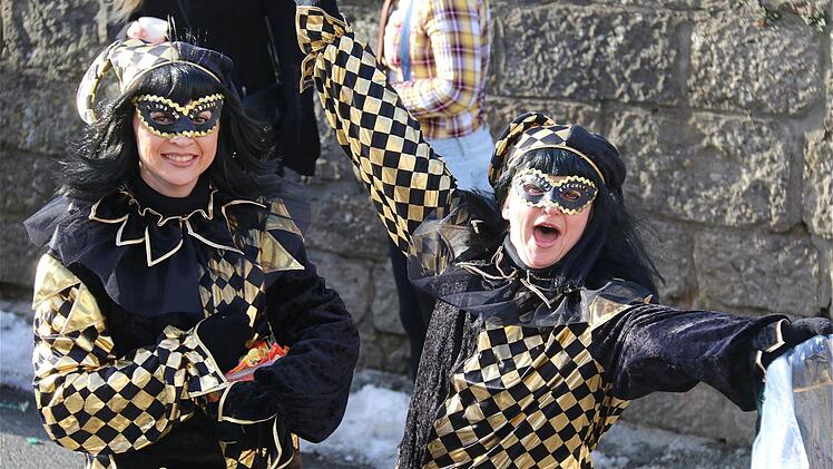 Faschingszug Schwärzelbach  Foto: Gerd Schaar