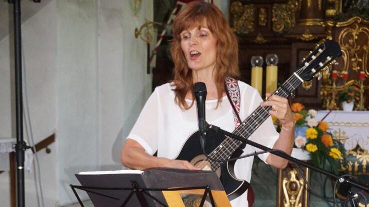 Eva-Maria Klöhr auf dem Kreuzberg. Marion Eckert