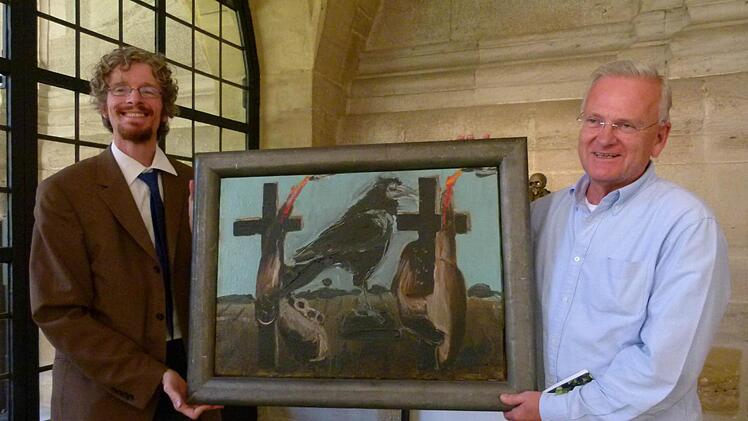 Museumsleiter Kempken (l.) und Lehrstuhl-Inhaber Professor Ericsson zeigen ein Lüpertz-Gemälde. Foto: Marion Krüger-Hundrup