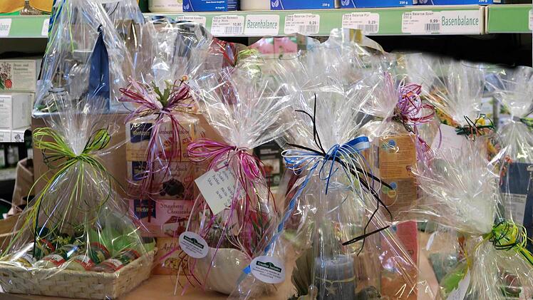 Der Greuther Teeladen hat für den verkaufsoffenen Sonntag viele Sonderangebote vorbereitet.  Fotos: Johanna Blum