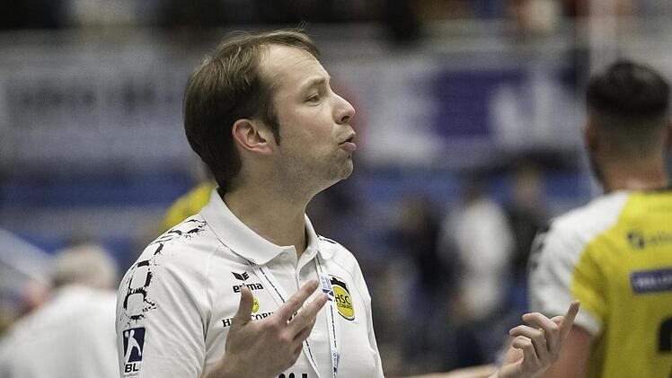 Jan Gorr haderte in Hüttenberg mit den Schiedsrichterinnen. Nach Prüfung des Sachverhaltes durch einen Fachanwalt hofft der Trainer und Sportliche Leiter des HSC Coburg auf einen erfolgreichen Einspruch.CT-Archiv