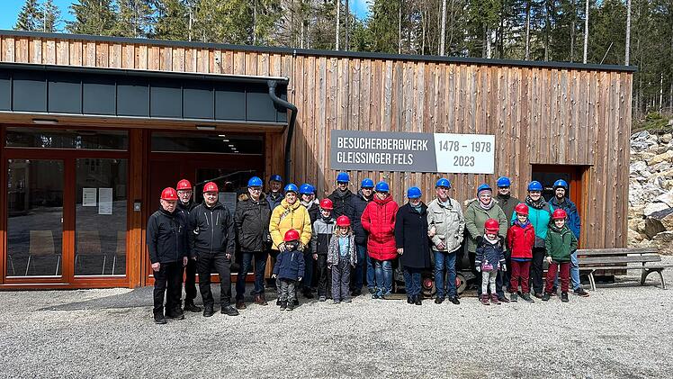 Das Silbereisenbergwerk "Gleissinger Fels" ist für jung und alt, für Kinder und Erwachsene sicher begehbar.