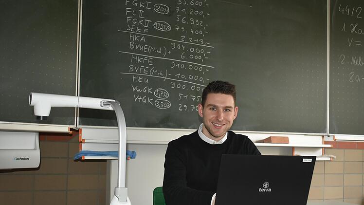 In Zeiten von Corona finden auch für Landesschülersprecher Tobias Fritz Konferenzen überwiegend digital statt.