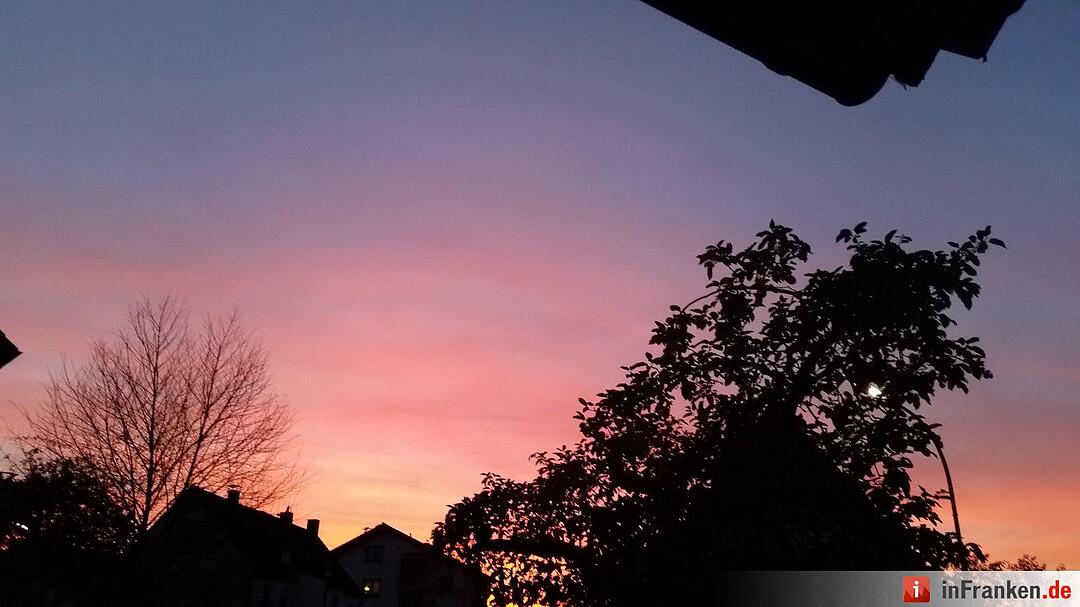Abendrot vom 8.11.2015 - Die Bilder unserer Leser