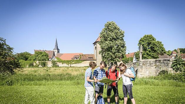 Auf dem Rundweg um Se&szlig;lach warten Wanderspa&szlig; und Naturvergn&uuml;gen auf die ganze Familie. Foto: Rainer Brabec