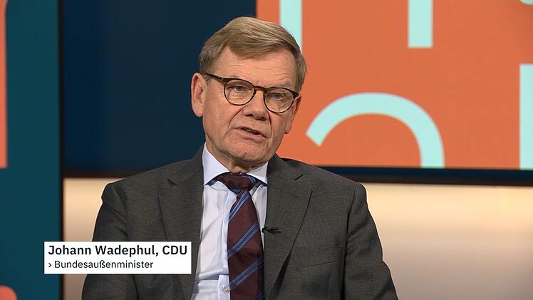 Au&szlig;enminister Johann Wadephul sprach bei "Pinar Atalay" &uuml;ber den russischen Krieg gegen die Ukraine.