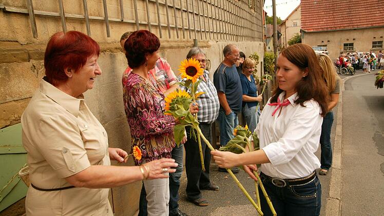 Sonnenblumen für die Zaungäste