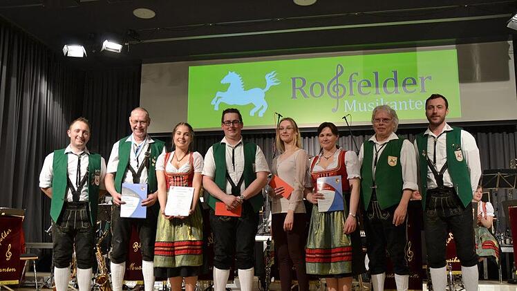Das  Konzert der Roßfelder Musikanten in der Gerold-Strobel-Halle in Bad Rodach Foto: Silke Hofmann