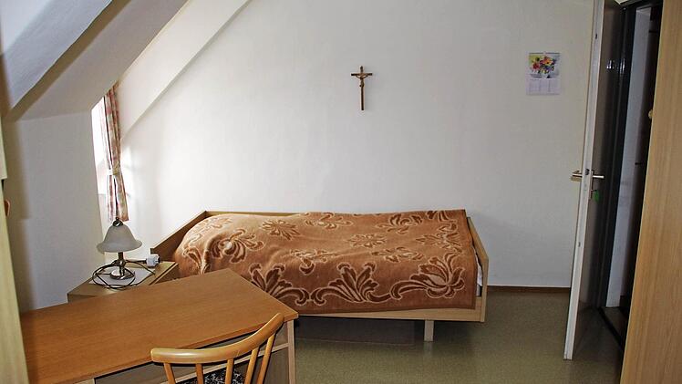 Die Kammer, in der Maria Sophia von Erthal wohl schlief und viel Zeit verbrachte. Das ursprüngliche Mobiliar ist heute leider nicht mehr zu sehen.  Foto: Petra Mayer