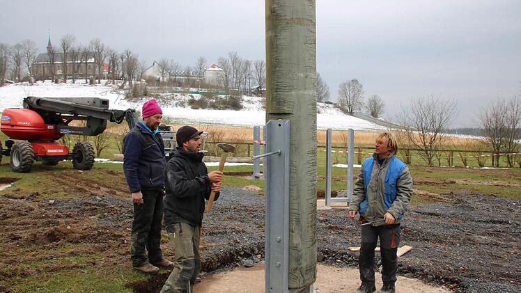 Anfang März wurde der neue Hochseilgarten auf dem Volkersberg errichtet. Foto: Ralf Ruppert