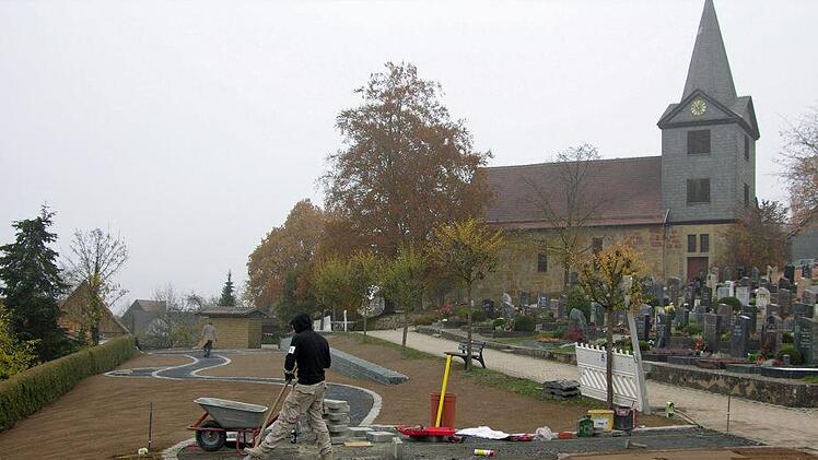 Ebenerdig und barrierefreier Wegebau südlich der Morizkirche