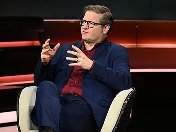 Journalist Michael Br&ouml;cker warnte bei "Markus Lanz" vor den Konsequnzen des US-amerikanischen Milit&auml;reinsatzes in Venezuela.