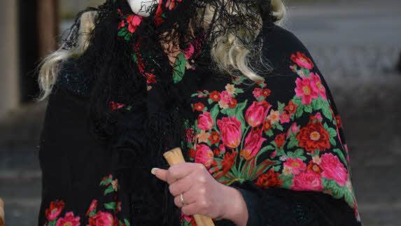 Die Hennebergmuseum werden Faschingsmasken ausgestellt.Foto: Björn Hein