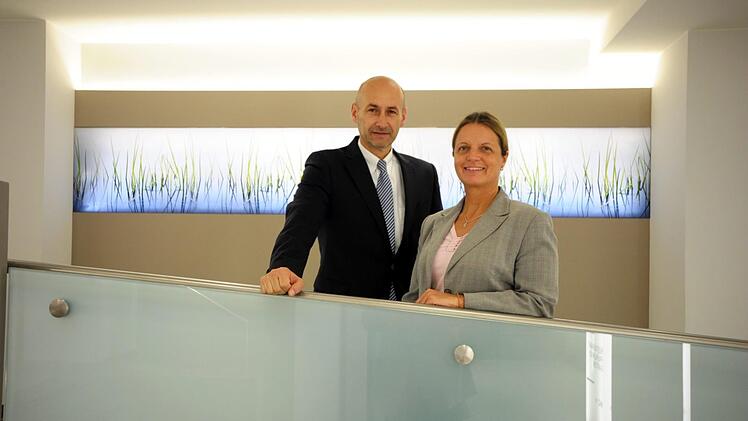 Doppelspitze: Zeljko Zufic und Dr. Alexandra Schnell führen jetzt die Geschäfte im Hotel Frankenland.  Foto: Siegfried Farkas