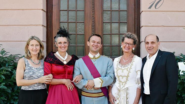 Heike Kötzner (BKO), Charlotte Richter alias Lola Montez, Pavol Tkác alias König Ludwig I., Dr. Karin Ott alias Kaiserin Elisabeth (Sisi), Wolfgang Reichelt (BKO). Kerstin Junker