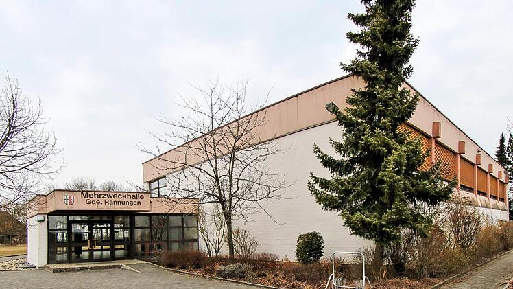 Die Sanierung der Rannunger Mehrzweckhalle wird einige Millionen Euro  kosten. Allein das Architektenhonorar macht nach Schätzungen über 221 000 Euro aus. Die Arbeiten müssen deshalb öffentlich ausgeschrieben werden.Dieter Britz