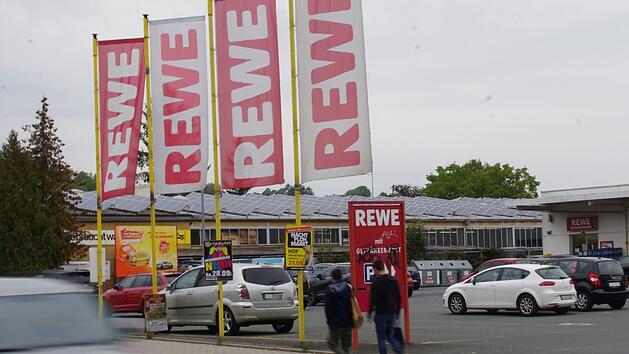 Die Stadt Kronach macht sich Gedanken &uuml;ber das gesamte Gebiet rings um den jetzigen Rewe-Markt. Foto: Marco Mei&szlig;ner