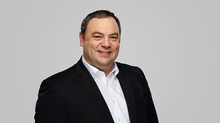 Marco Atzberger ist Experte für E-Commerce.