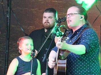 Die Kelly Family von Angelo beim Tambacher Sommer. Carolin Herrmann