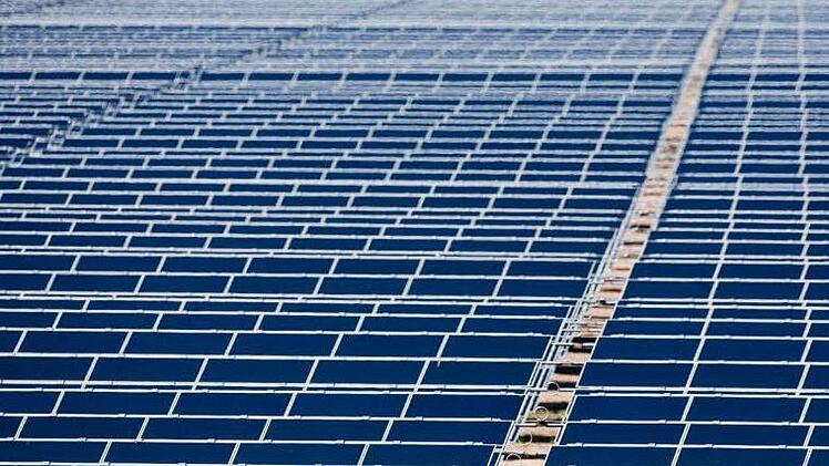 Bei Untersteinach ist eine große Freiflächen-Photovoltaikanlage geplant.