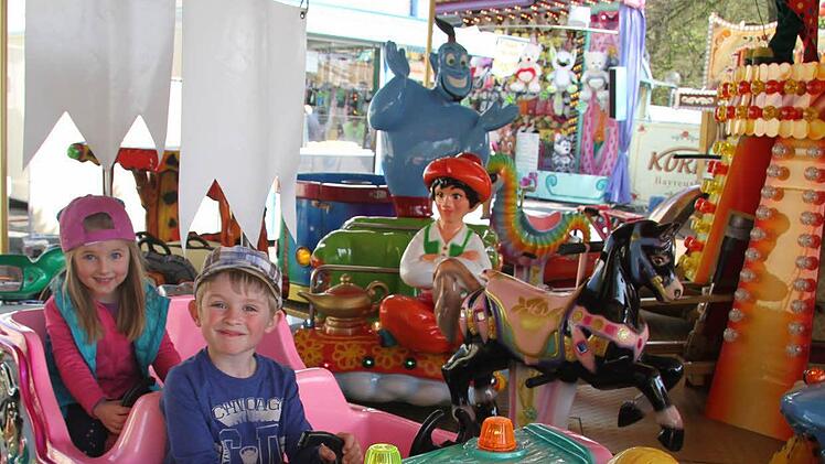Das Kinderkarussel ist immer eine Attraktion.  Foto: Sonja Adam