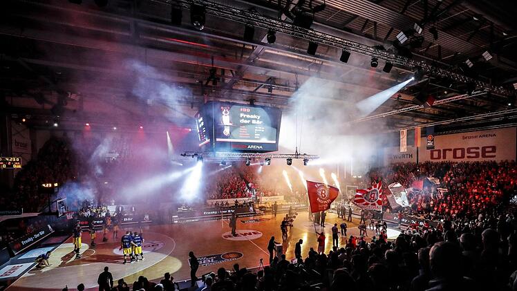 Die Fans in der Frankenhölle werden ab Dienstag wieder jubeln. Doch wie geht es nach 2019 mit dem Spitzensport in Bamberg weiter?