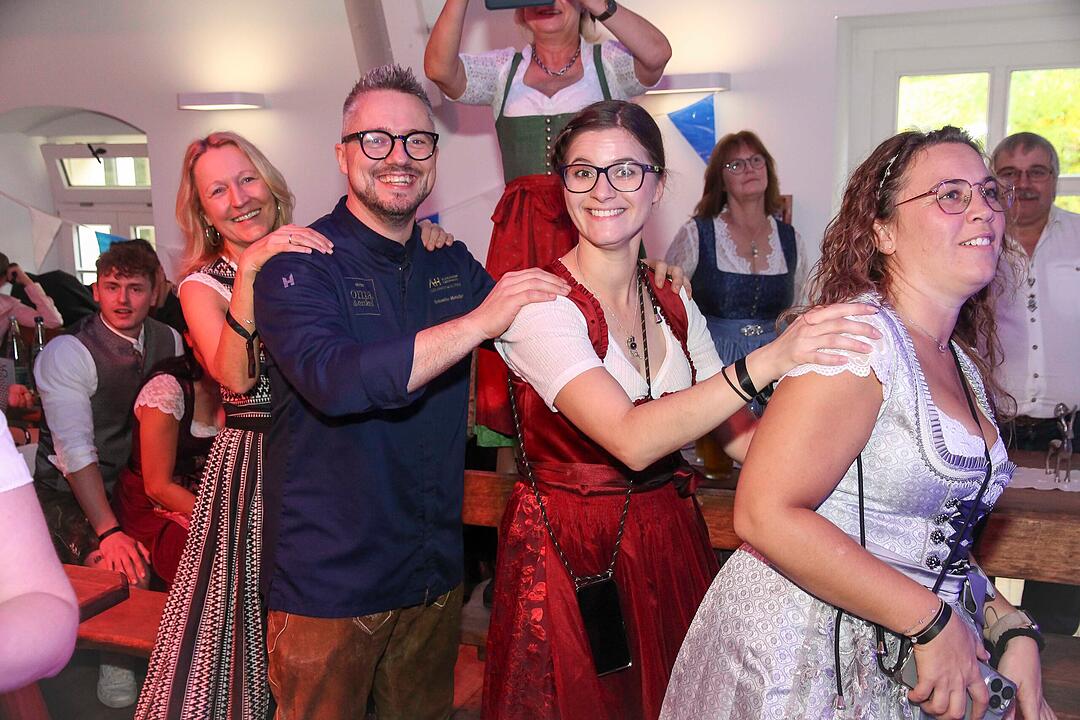 Mit Alexander Herrmann und seinem Team wurde gefeiert.