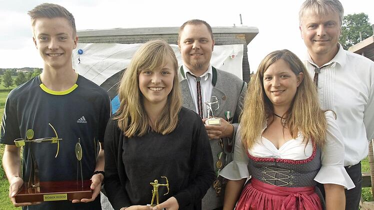 Beachtliche Leistungen prägten den Wettbewerb mit Pfeil und Bogen. Fotos: Stefan Geiger