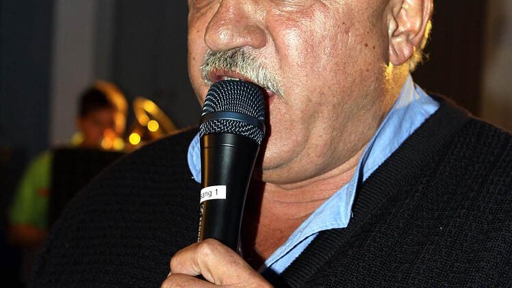 Peter Hänel sang das Flößerlied.