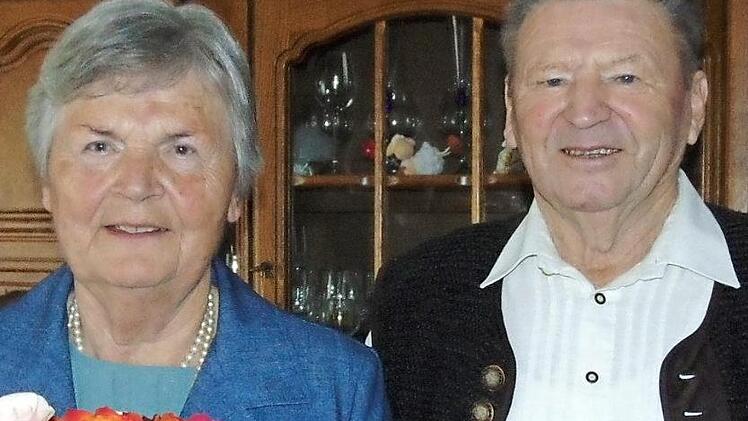 Das Jubelpaar Ursula und Michael Orlett Foto: Petra Malbrich